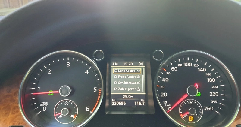Volkswagen Passat cena 41900 przebieg: 220000, rok produkcji 2012 z Gubin małe 407